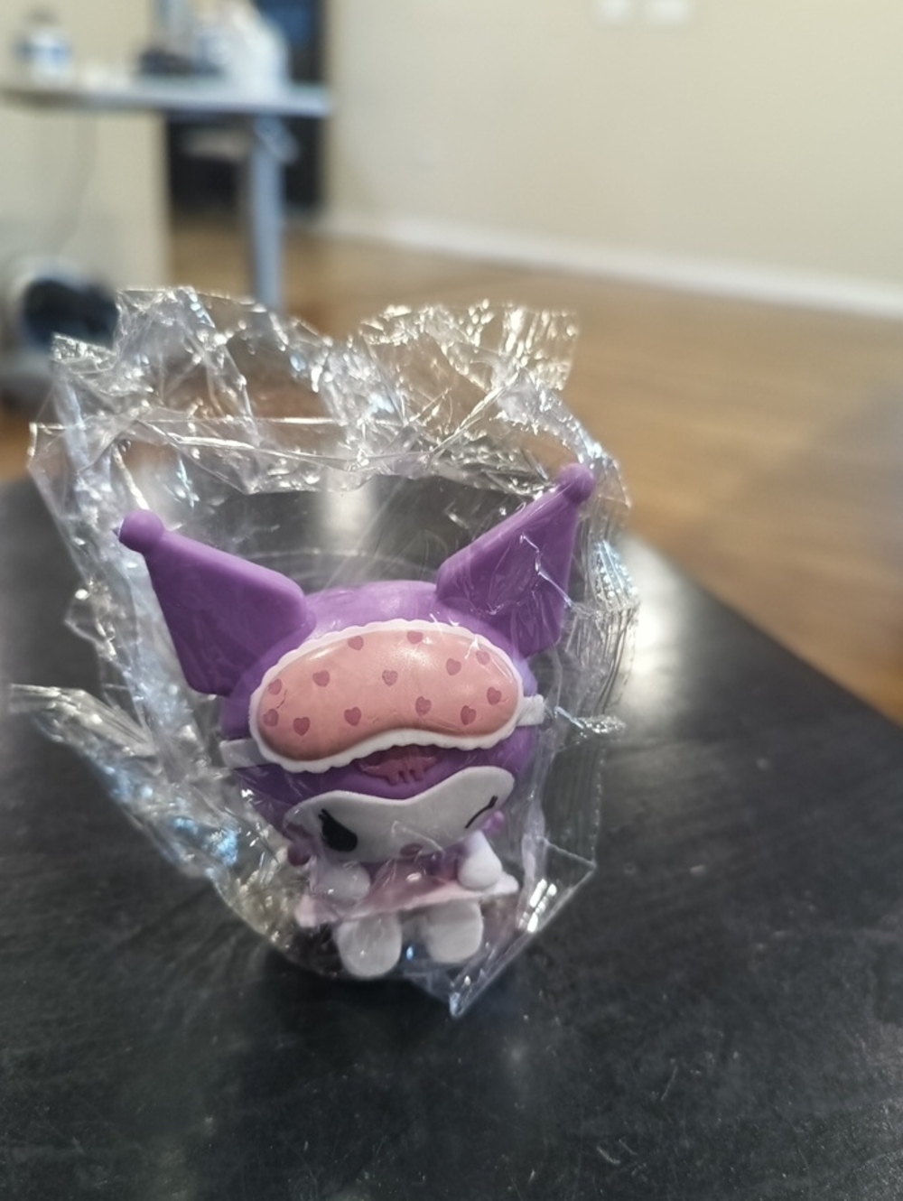 Pink Sleep Mask Kuromi Blind Box Figure - Picture 2 of 4